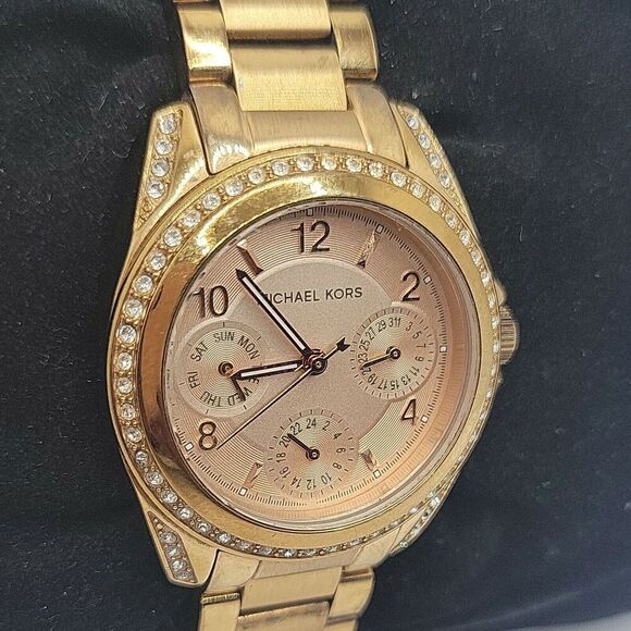 Michael Kors Blair MK5613 Women's Stainless Steel Analog Dial Quartz Watch BC633 - Picture 3 of 10